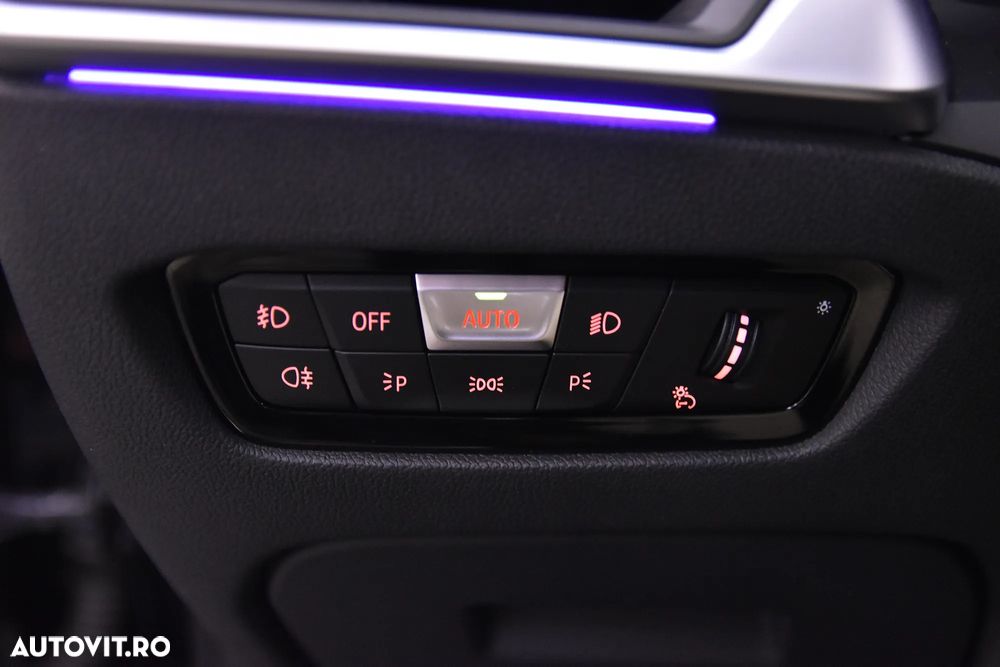 BMW Seria 3 320i AT - 15