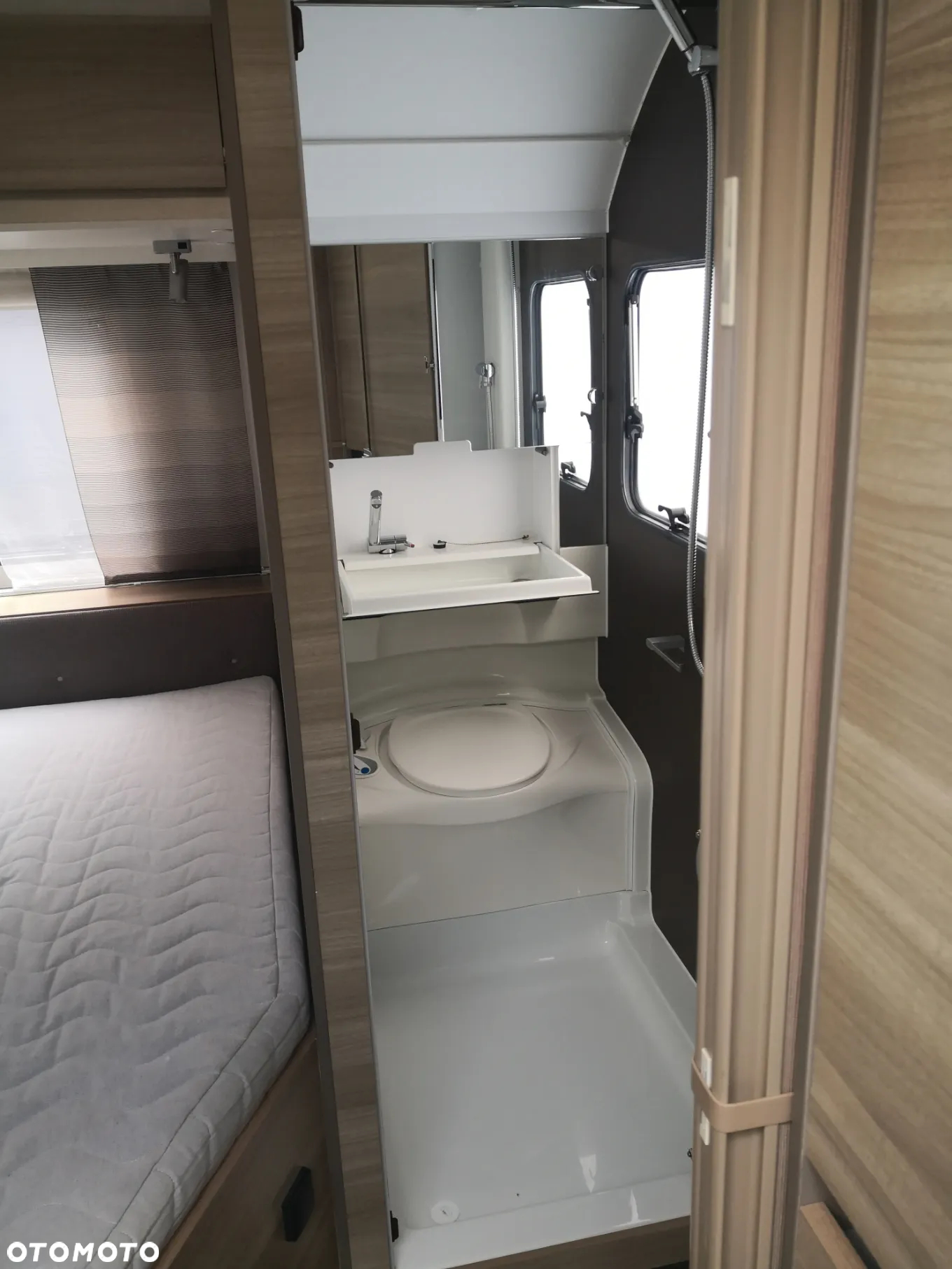 Adria Altea 462 pu - 21