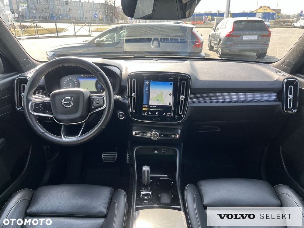Volvo XC 40 - 18