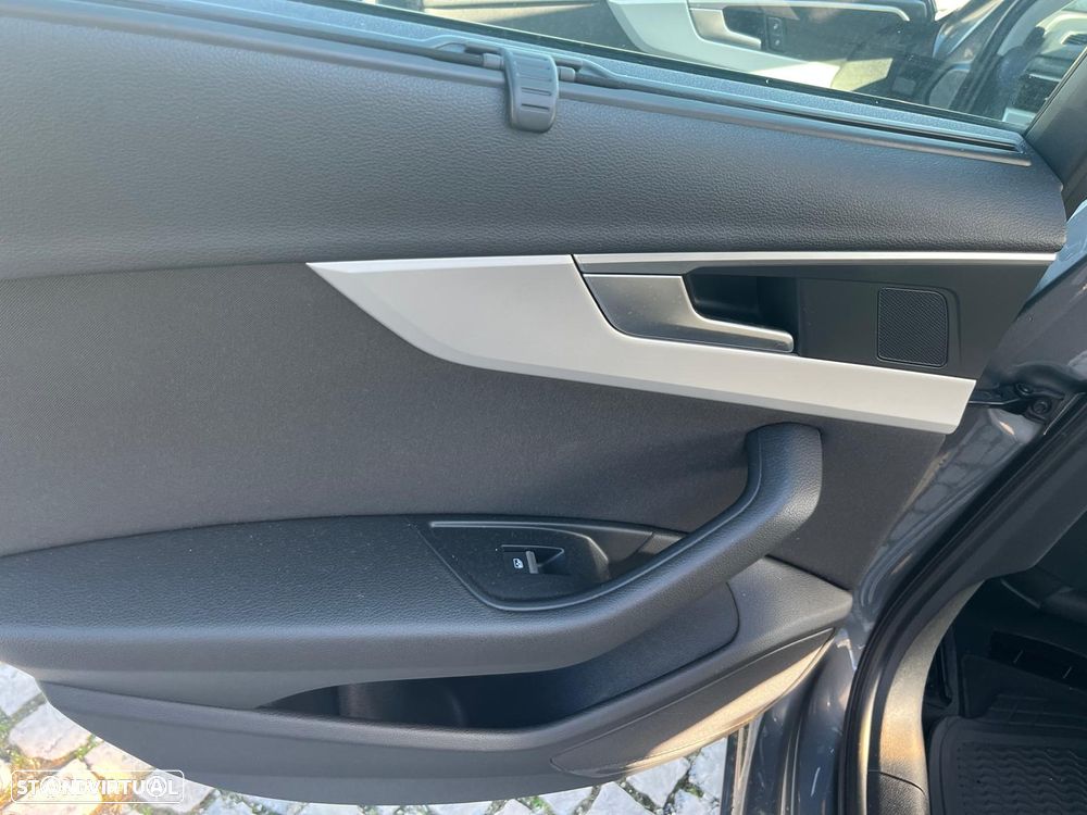 Audi A4 Avant 2.0 TDI S tronic - 21