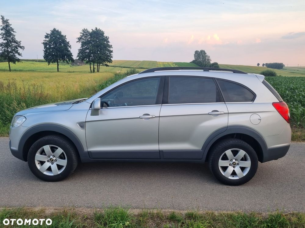 Chevrolet Captiva 2.4 2WD 5 Sitzer LS - 10