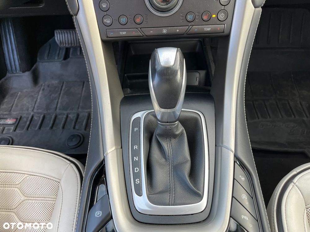 Ford Mondeo Vignale 2.0 TDCi 4WD PowerShift - 13