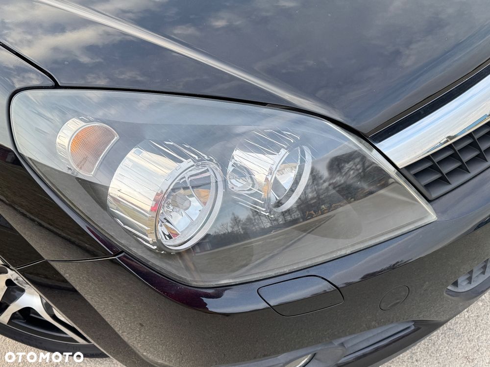 Opel Astra 1.6 Essentia - 8