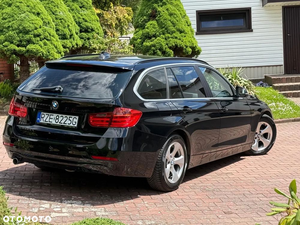 BMW Seria 3 320d Sport-Aut Efficient Dynamics Edition Sport Line - 9