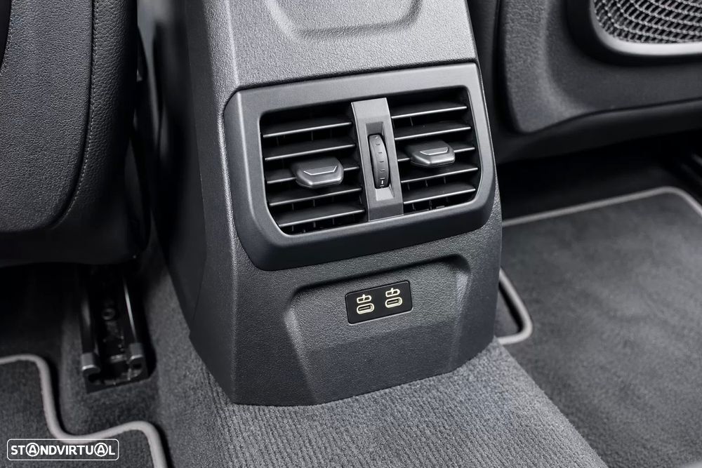BMW 116 d Corporate Edition - 34