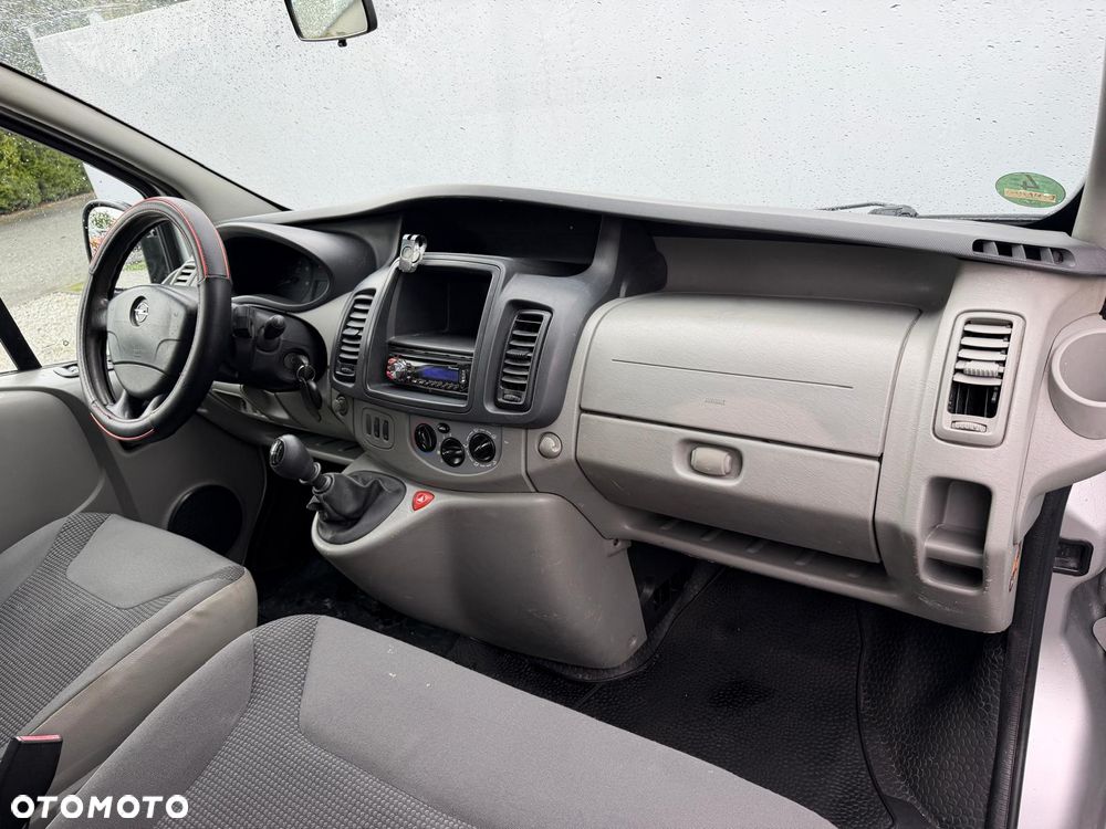 Opel Vivaro - 13