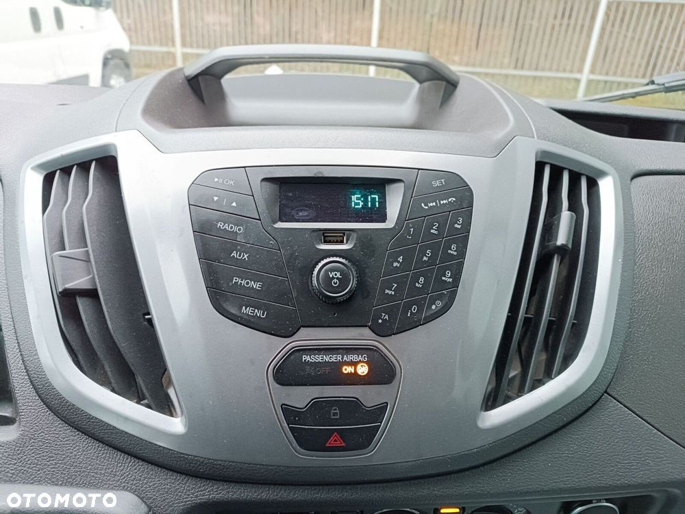 Ford Transit - 20