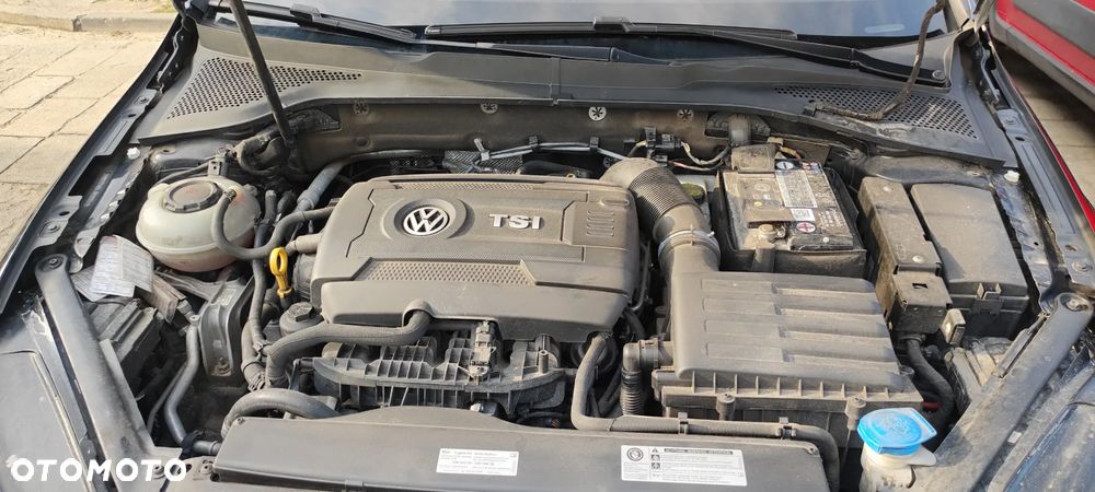 Volkswagen Golf - 9
