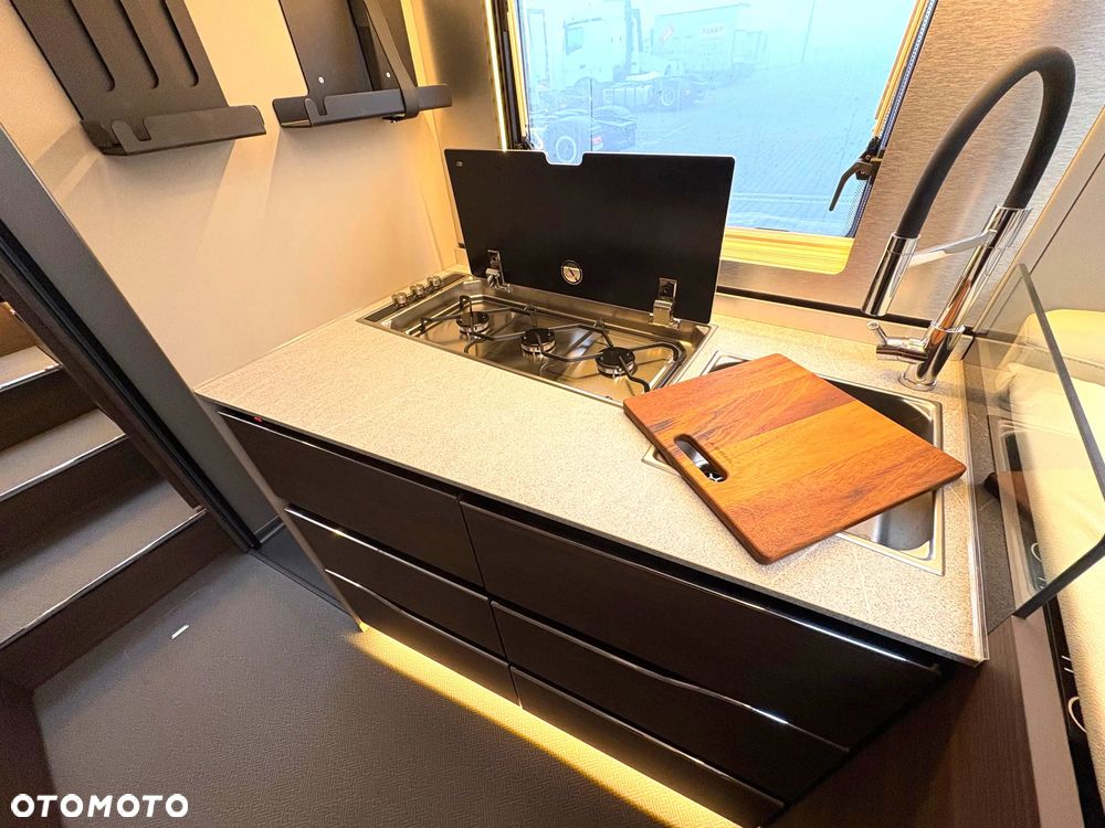 Adria Supersonic 780 SL - 16