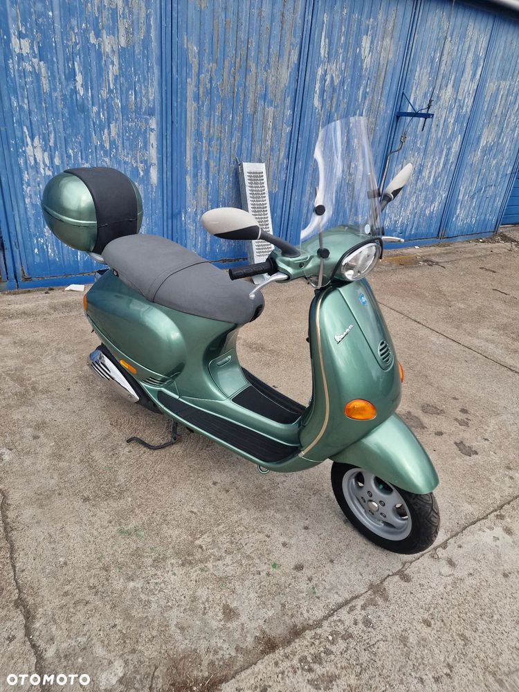 Vespa V - 1