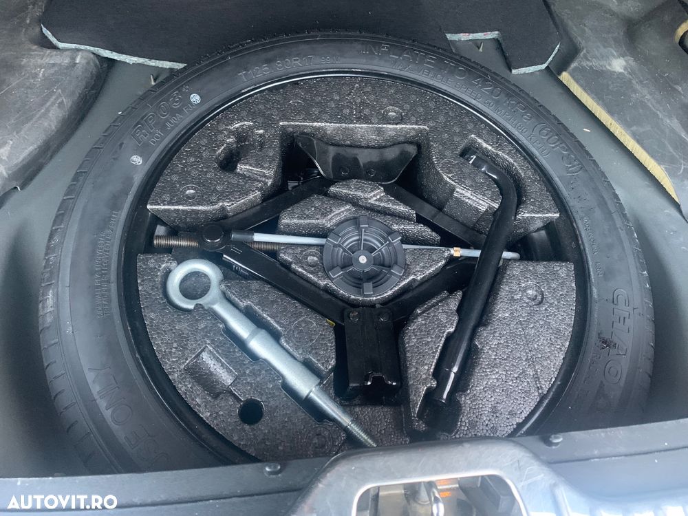 Volvo XC 60 D5AWD Summum - 12