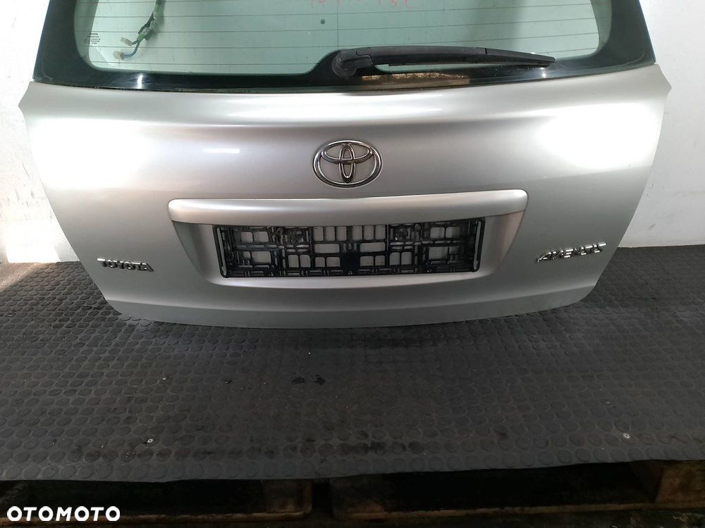 KLAPA BAGAŻNIKA TOYOTA AVENSIS II T25 1C0 KOMBI - 2