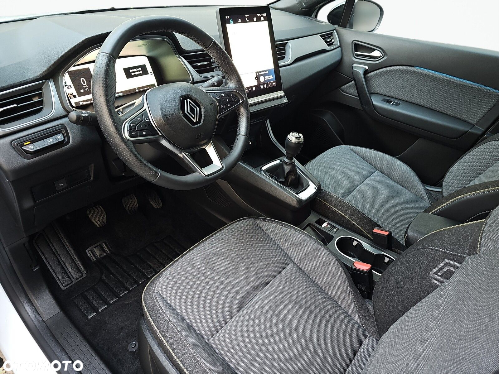 Renault Captur - 11