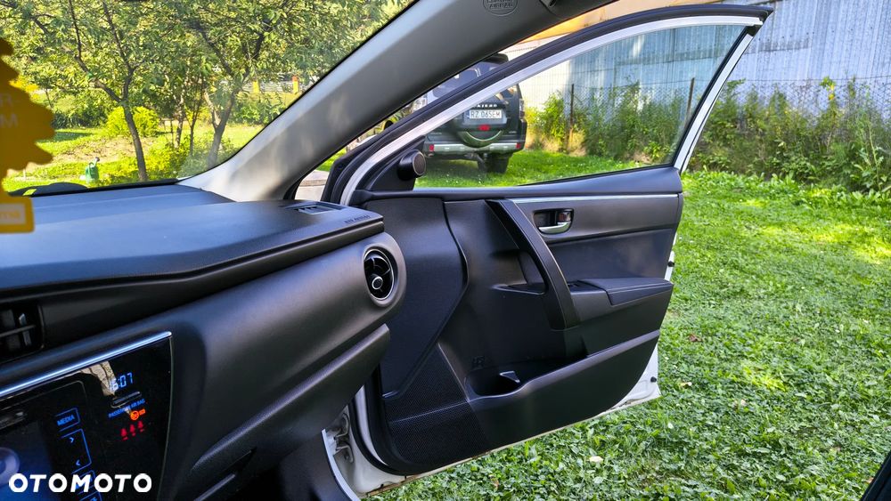 Toyota Corolla 1.4 D-4D Comfort - 35