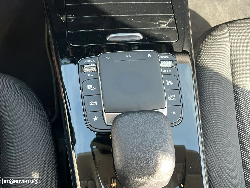 Mercedes-Benz A 180 - 6