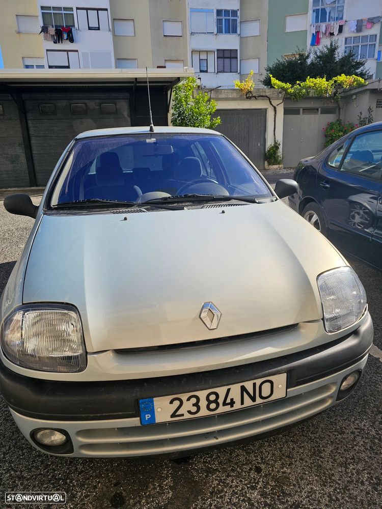 Renault Clio 1.2 - 3