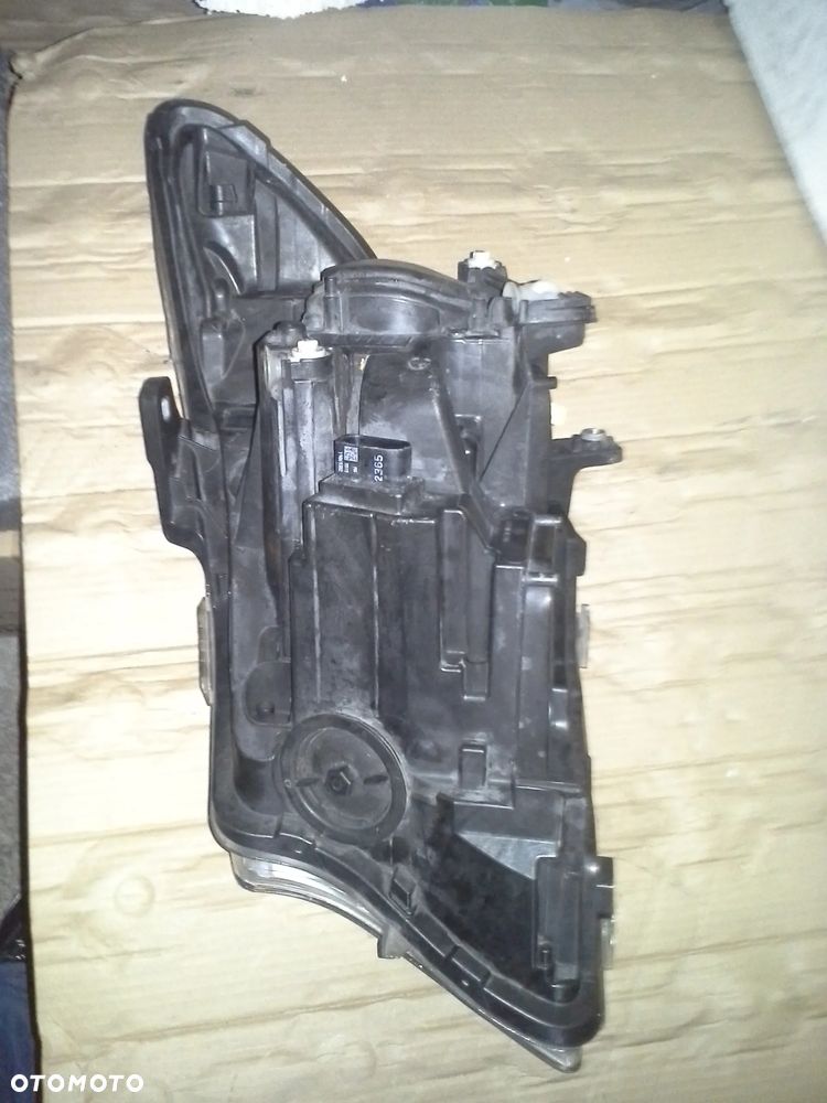 Mercedes Vito 447 lampa prawa przednia ful led - 3