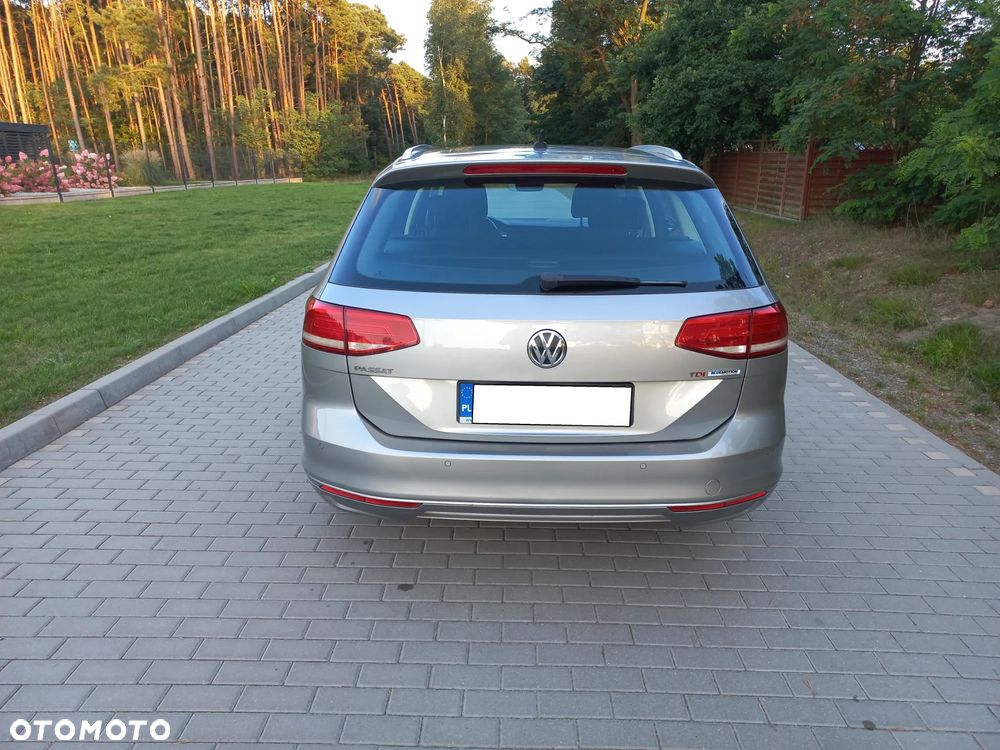 Volkswagen Passat Variant - 4