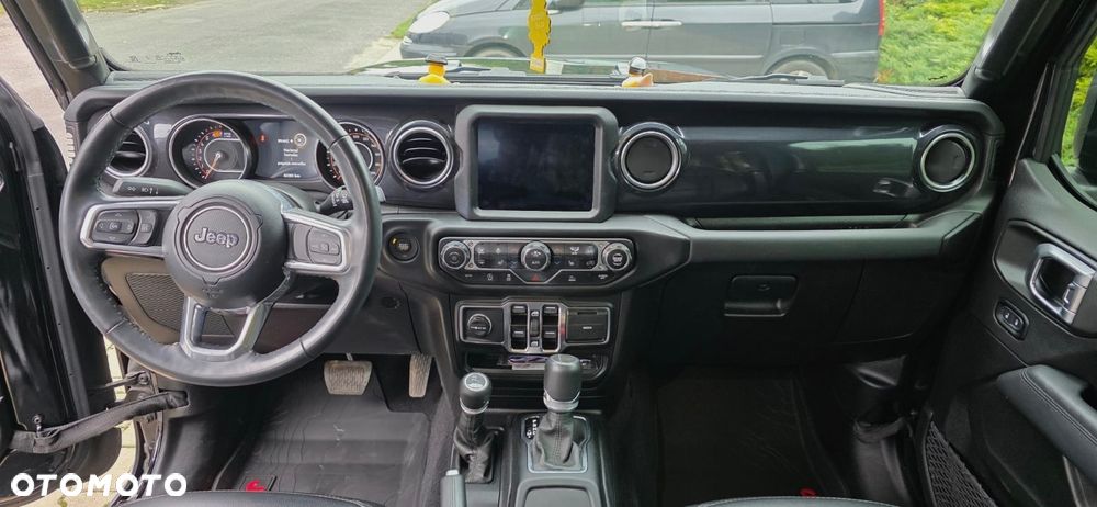 Jeep Wrangler - 17