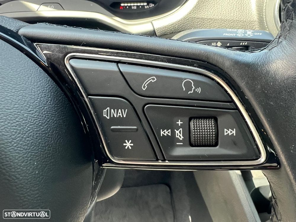 Audi Q2 30 TDI - 16