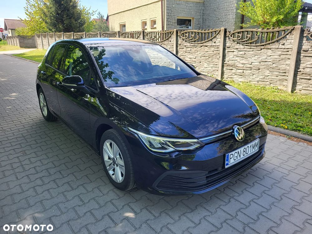 Volkswagen Golf VIII 1.5 eTSI Life DSG - 3