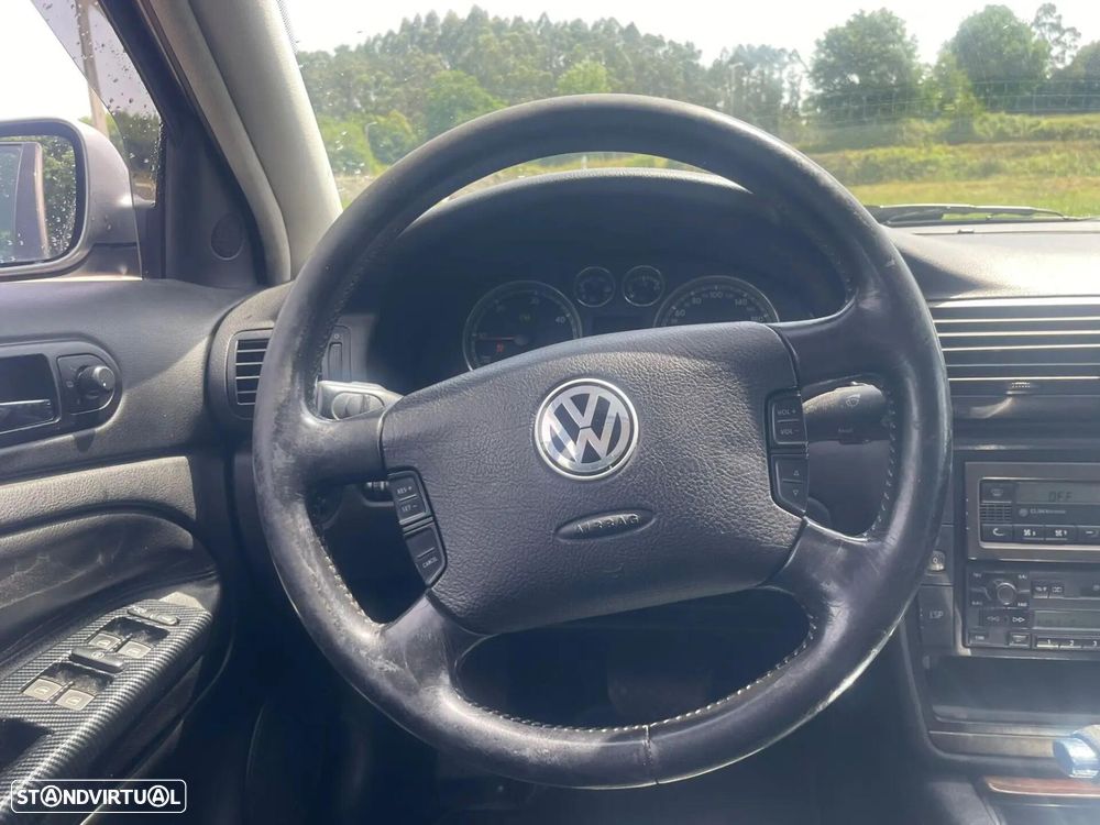 VW Passat - 9