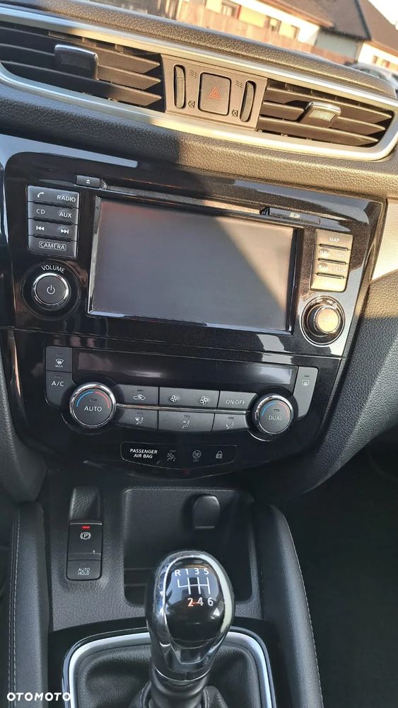 Nissan Qashqai 1.5 dCi N-Connecta - 5
