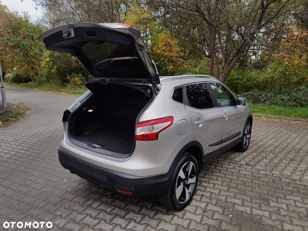 Nissan Qashqai 1.6 DIG-T Tekna - 28