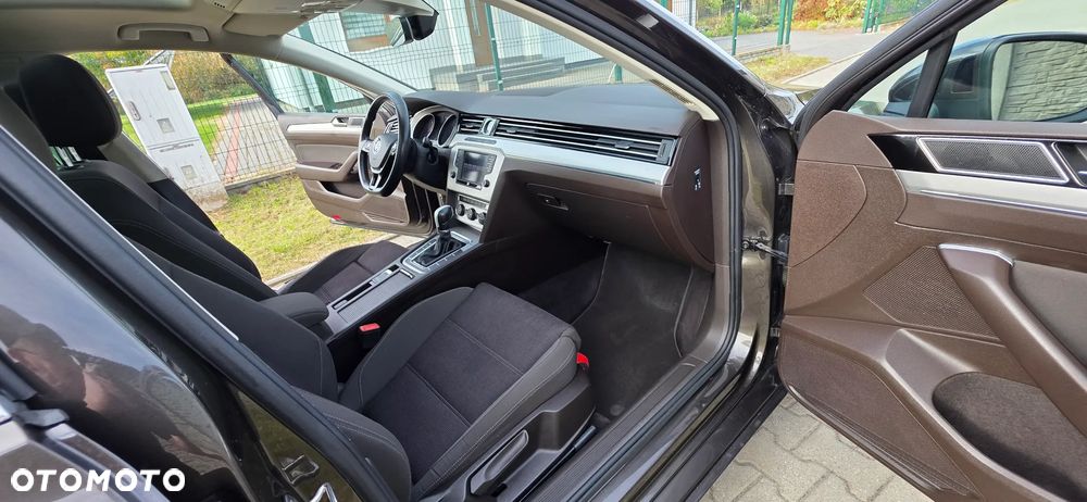 Volkswagen Passat 2.0 TDI (BlueMotion Technology) DSG Highline - 15