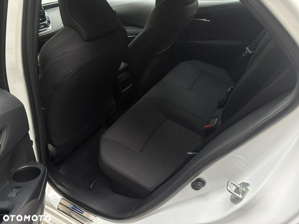 Toyota Corolla 1.8 Hybrid Comfort - 12