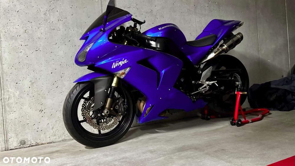 Kawasaki ZX - 4