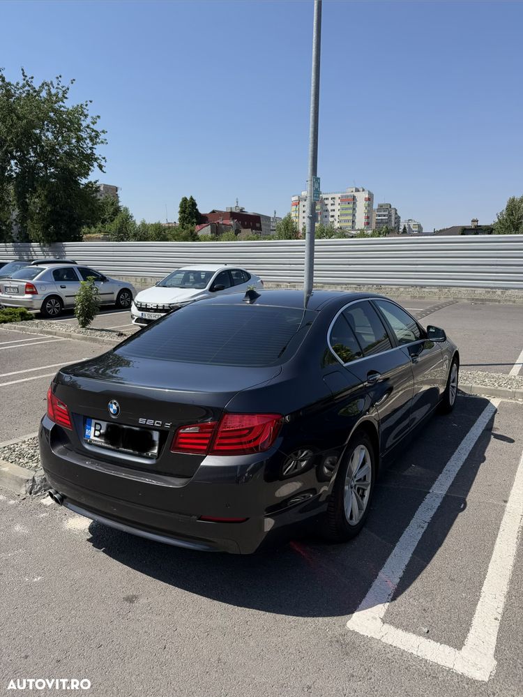 BMW Seria 5 520d - 4