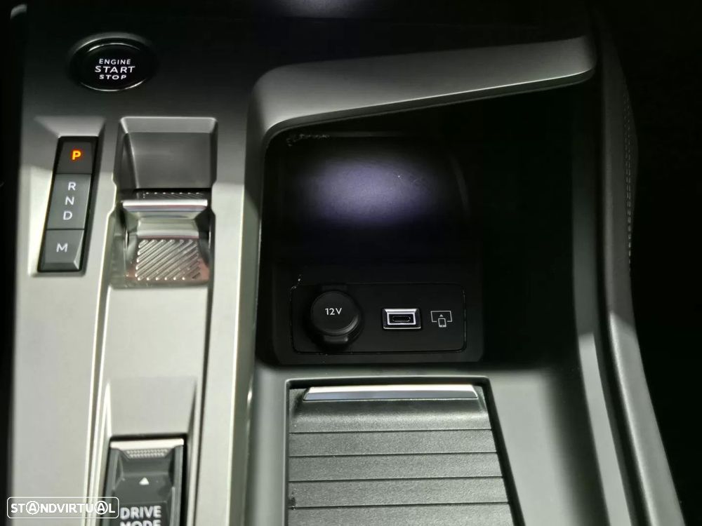 Peugeot 408 1.2 Hybrid Allure e-DCS6 - 29
