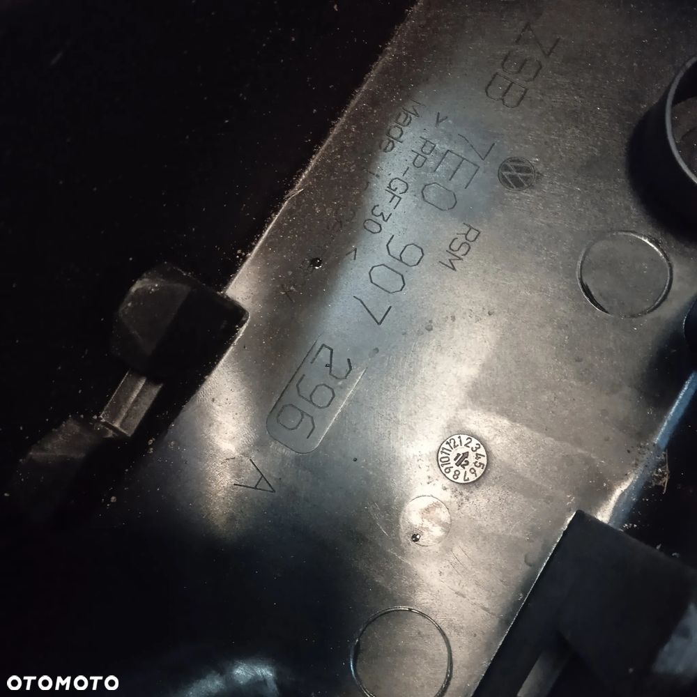 Obudowa bezpieczników T5 lift 7E0907296A - 2