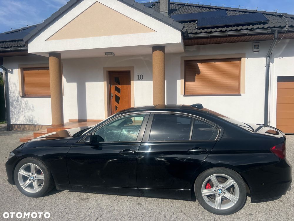 BMW Seria 3 320i xDrive - 2