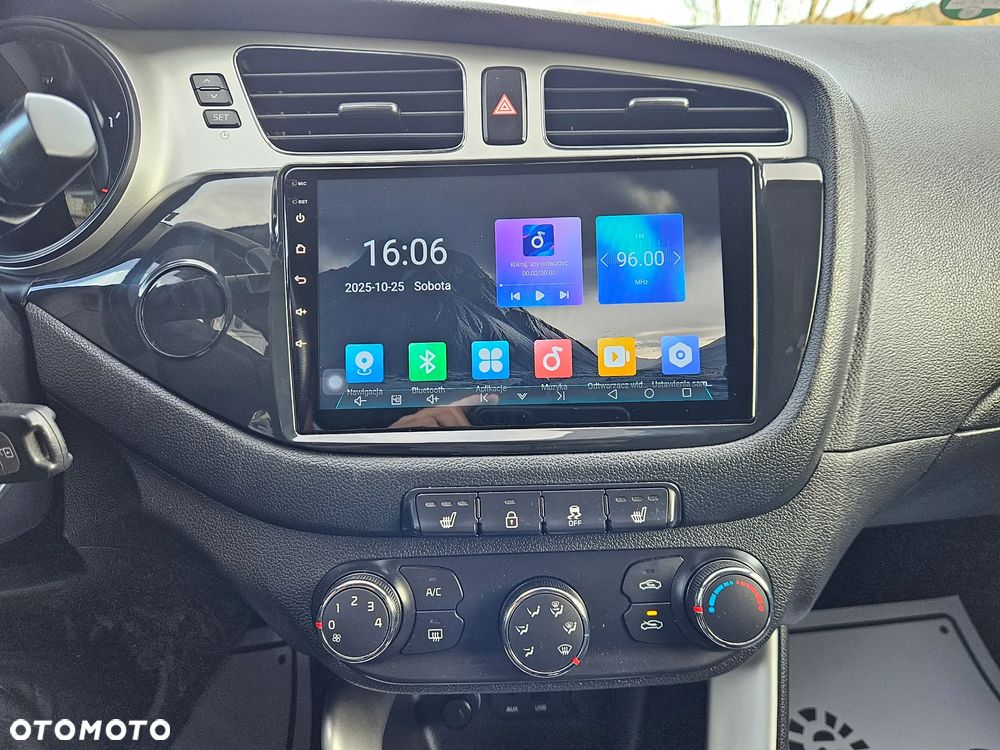 Kia Ceed 1.6 GDI Fifa World Cup Edition - 13