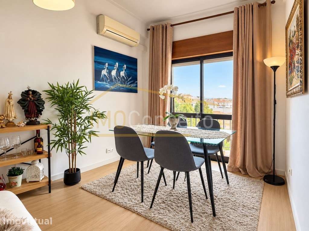 Apartamento T2 C/ Aproveitamento Sótão | Estação de Comboios Entron... - Grande imagem: 2/32