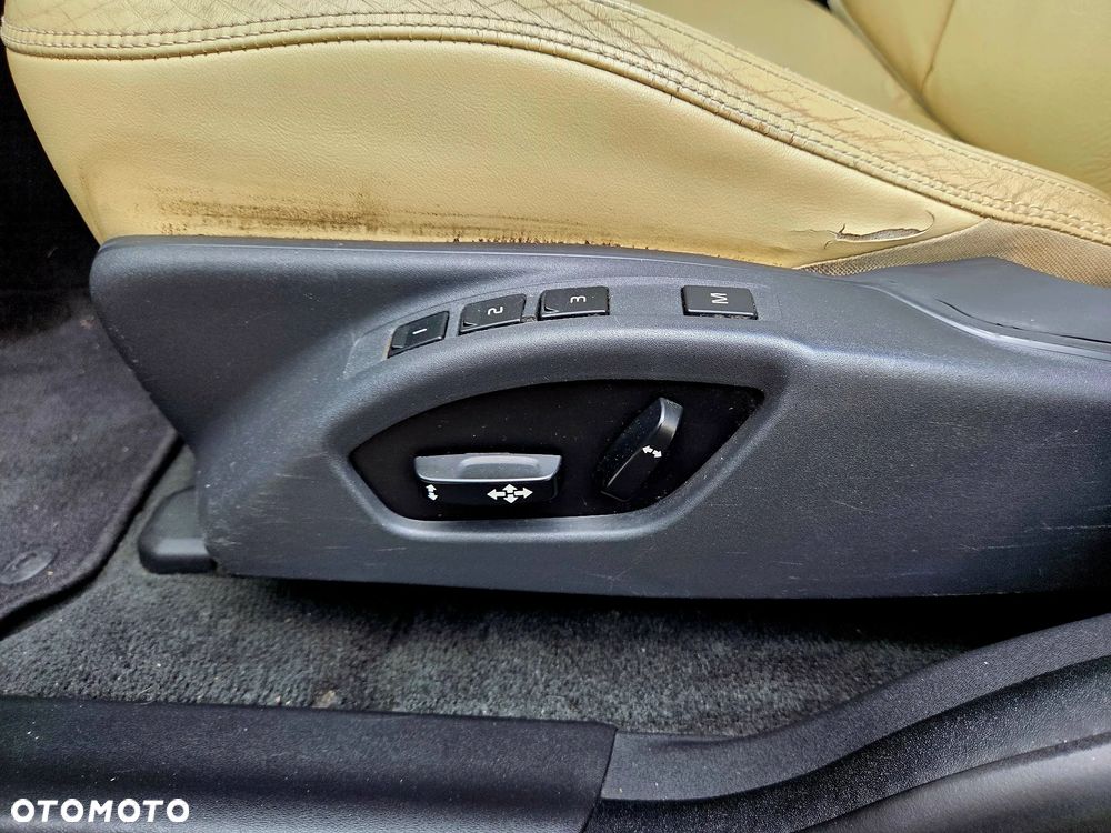 Volvo XC 60 DRIVe Momentum - 19