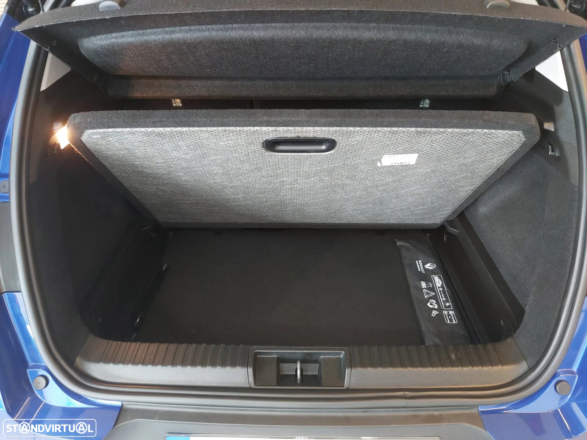 Renault Captur 1.0 TCe Exclusive Bi-Fuel - 25