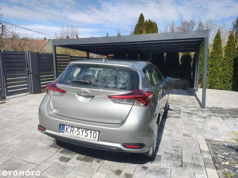 Toyota Auris 1.33 VVT-i Active - 3