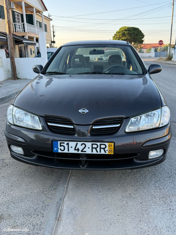 Nissan Almera 1.5 Luxury - 1