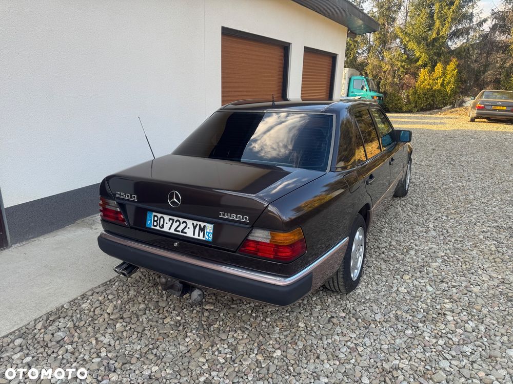 Mercedes-Benz W124 (1984-1993) - 5