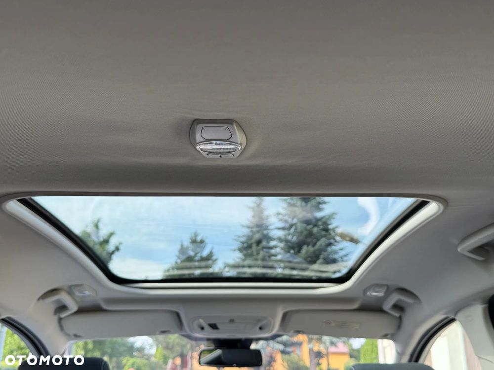 Ford C-MAX 2.0 TDCi Titanium - 30