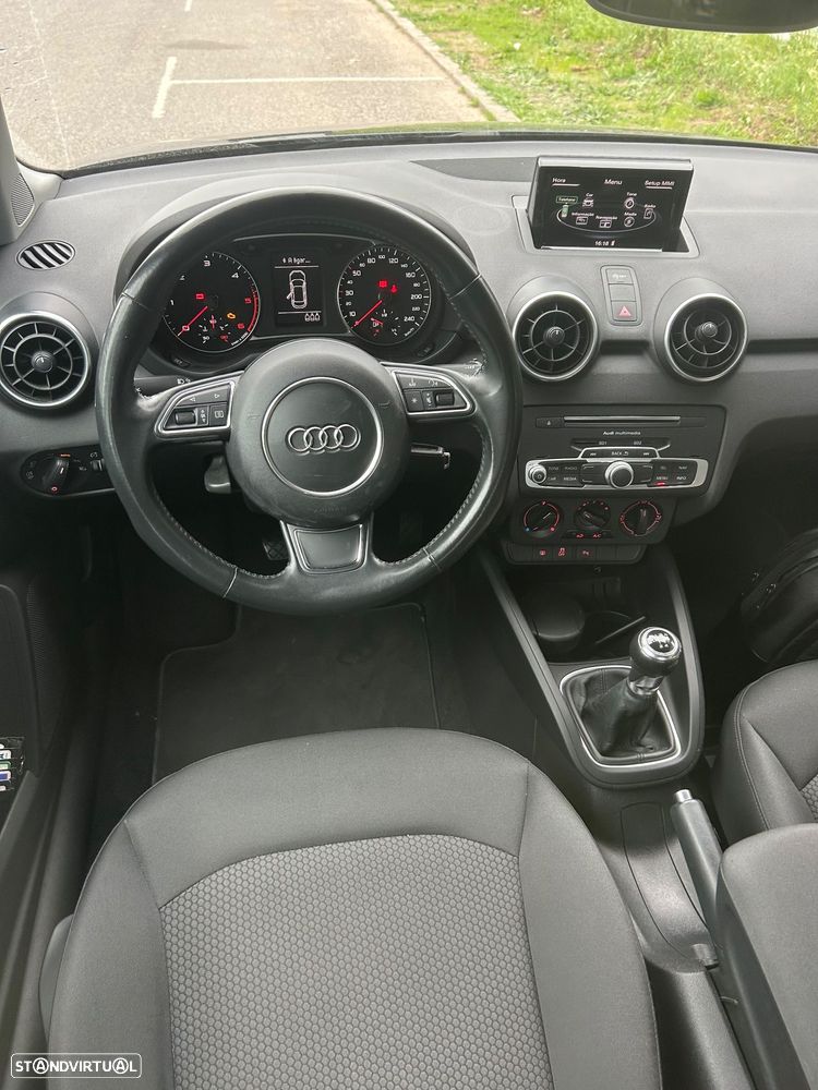 Audi A1 Sportback 1.4 TDI Design - 18