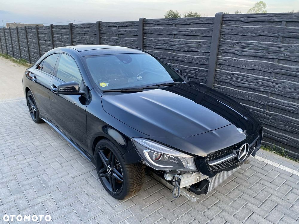 Mercedes-Benz CLA 220 CDI 7G-DCT AMG Line - 39