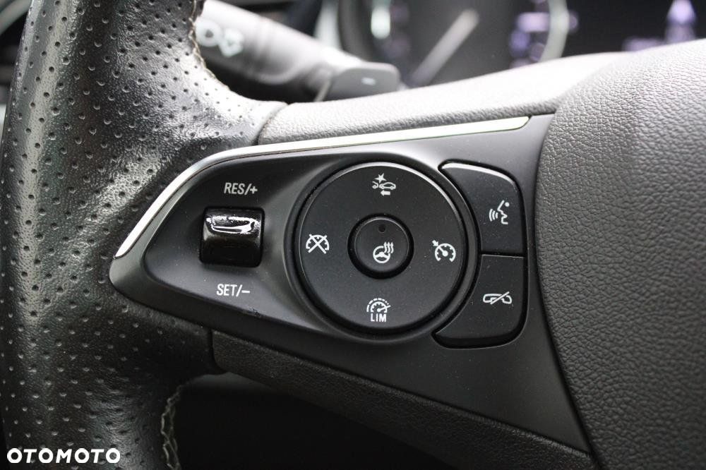 Opel Insignia - 20