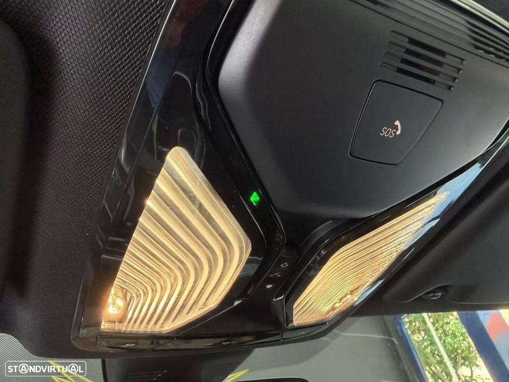 BMW 330 e Pack Desportivo M Auto - 9