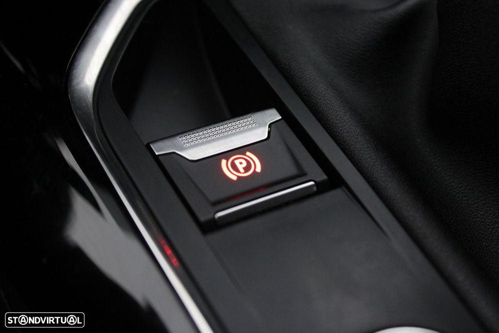 Peugeot 3008 1.5 BlueHDi Active - 23