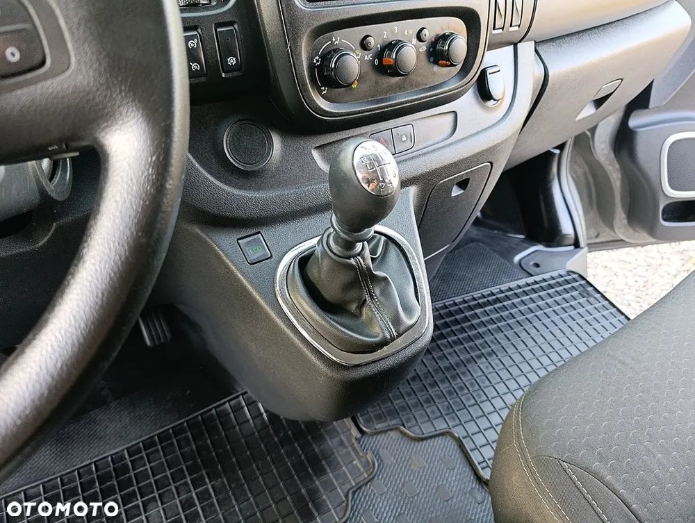 Opel Vivaro L2H1 2,9t Edition Tour - 33