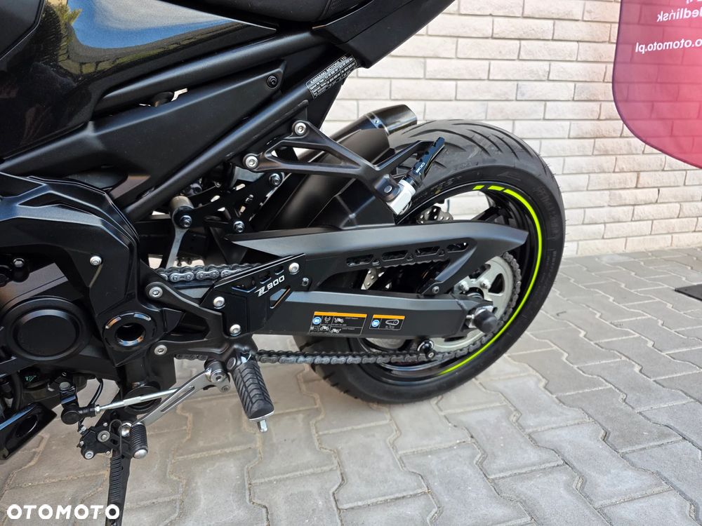 Kawasaki Z 900 - 20